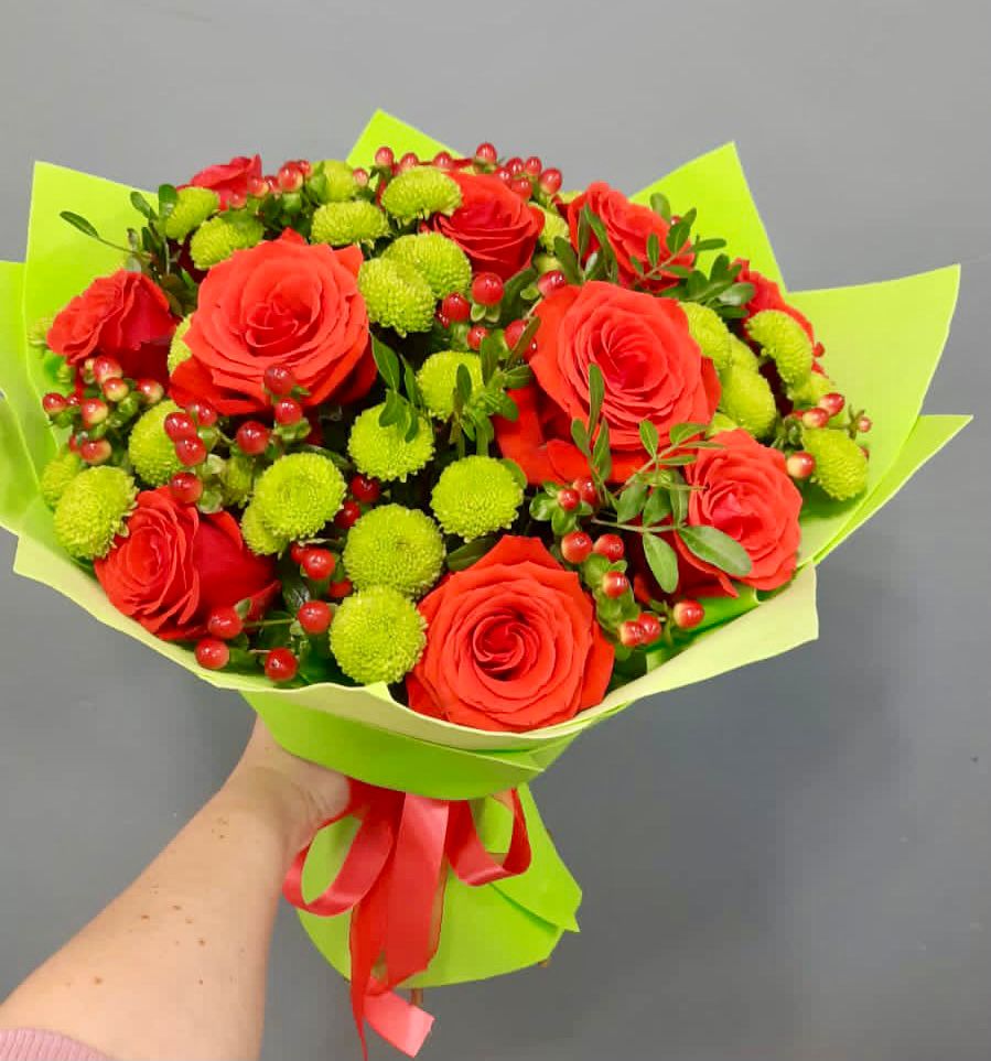 Букет цветов из: Хризантемы и Розы в Чегеме-Втором