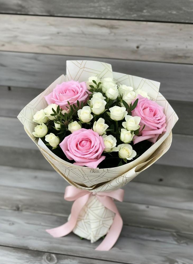 Букет цветов из: Розы в Чегеме-Втором