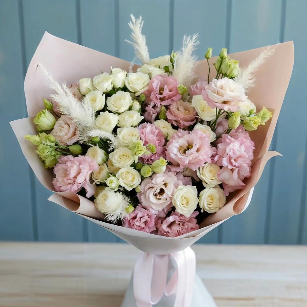 Букет цветов из: Альстромерии и Розы в Чегеме-Втором