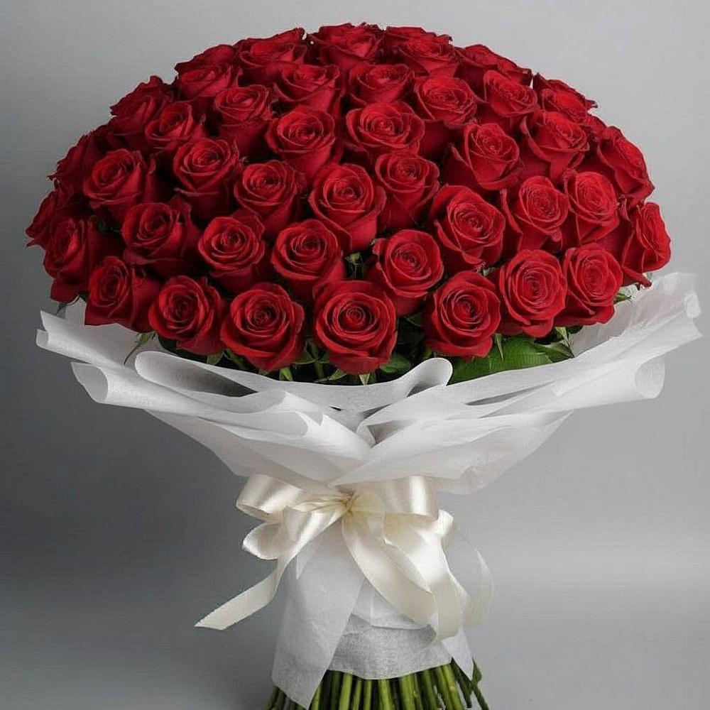 Букет 101 Красная роза Блэк Мэджик в Чегеме-Втором