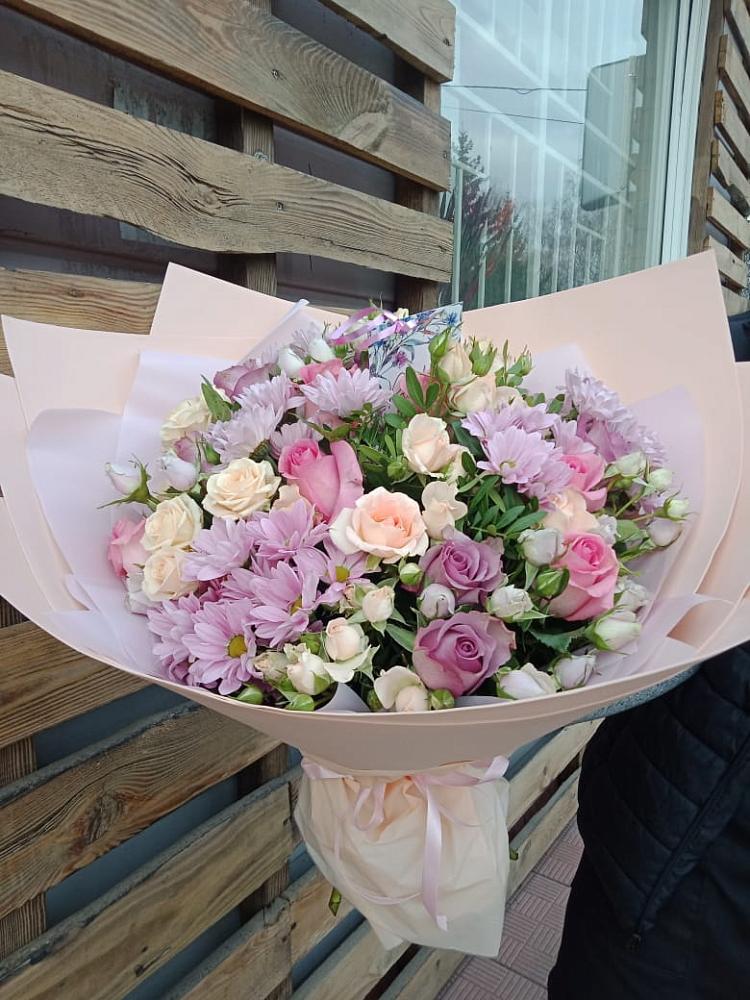 Букет цветов из: Розы и Хризантемы в Чегеме-Втором