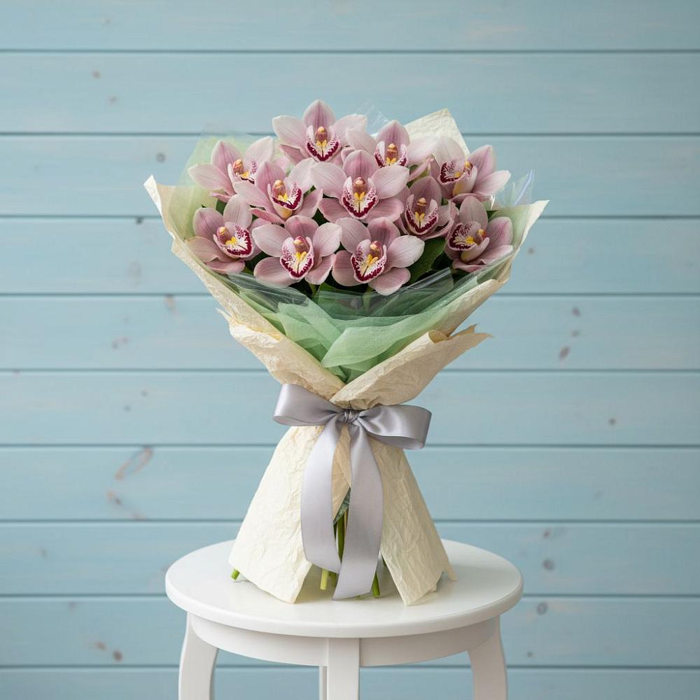 Букет цветов из: Орхидеи и Розы в Чегеме-Втором