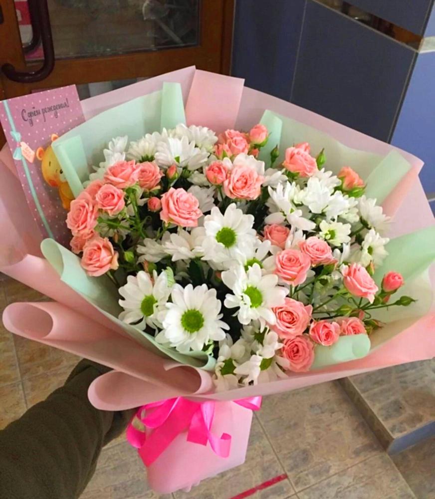 Букет цветов из: Розы и Хризантемы в Чегеме-Втором