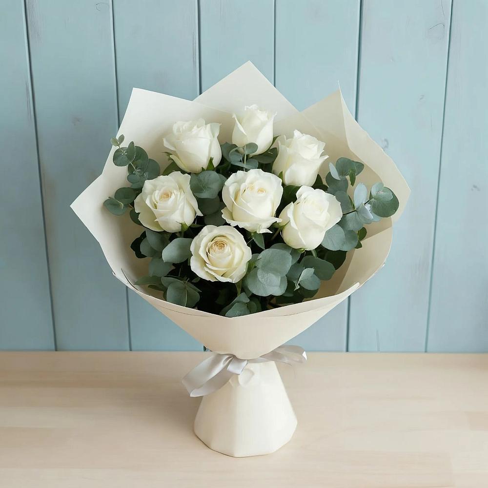Букет Белые розы в Эвкалипте в Чегеме-Втором
