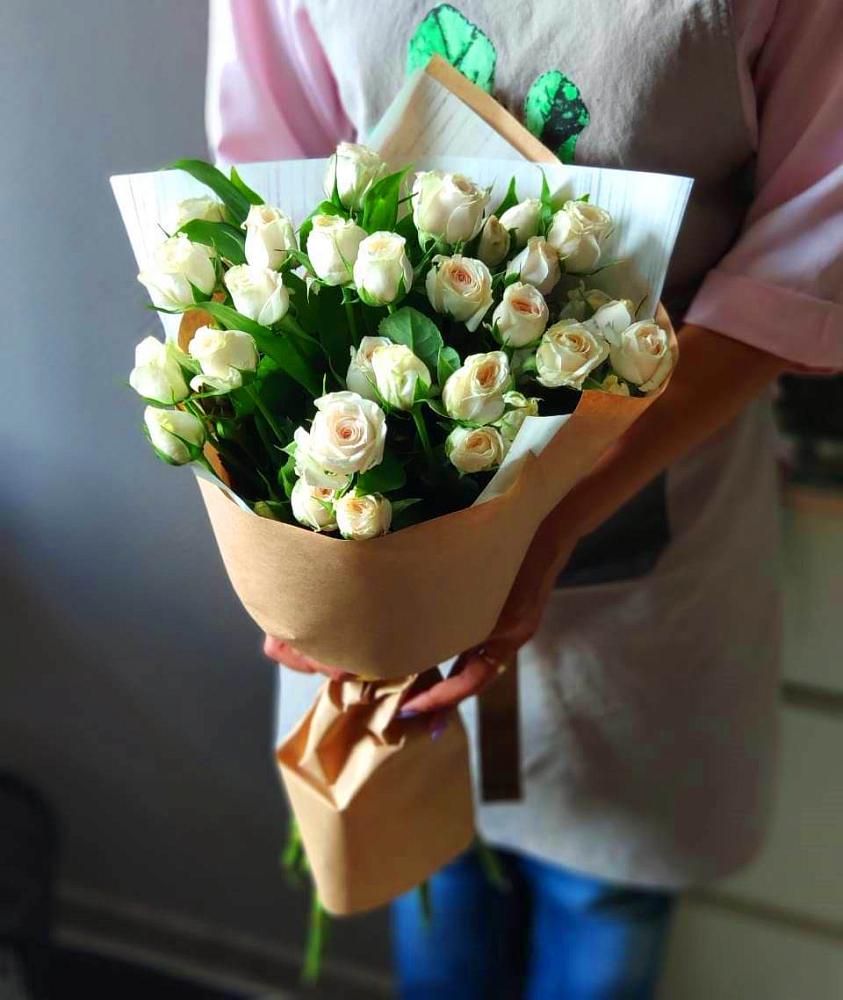 Букет цветов из: Розы в Чегеме-Втором