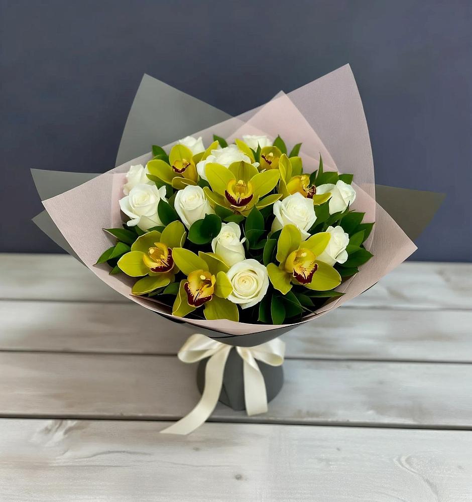 Букет цветов из: Орхидеи и Розы в Чегеме-Втором