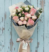Букет цветов из:  Розы в Чегеме-Втором