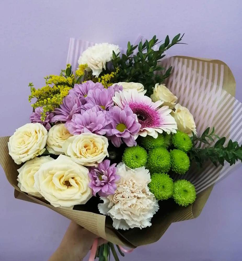 Букет цветов из: Хризантемы, Розы, Гвоздики и Герберы в Чегеме-Втором