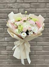 Букет цветов из:  Гвоздики, Розы, Лизиантусы и Хризантемы в Чегеме-Втором