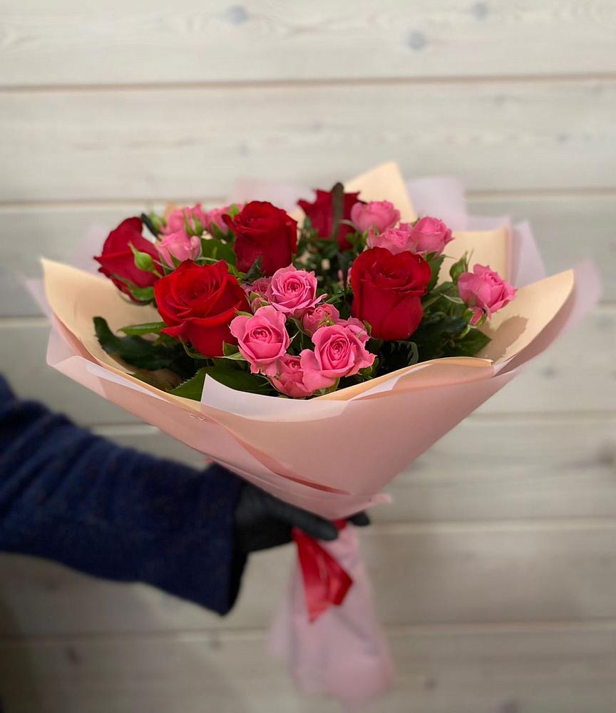 Букет цветов из: Розы в Чегеме-Втором