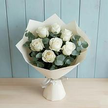 Букет Белые розы в Эвкалипте в Чегеме-Втором