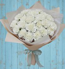 Букет цветов из:  Гвоздики в Чегеме-Втором