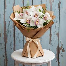 Букет цветов из:  Орхидеи и Розы в Чегеме-Втором