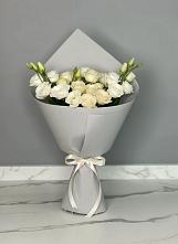 Букет цветов из:  Розы и Лизиантусы в Чегеме-Втором